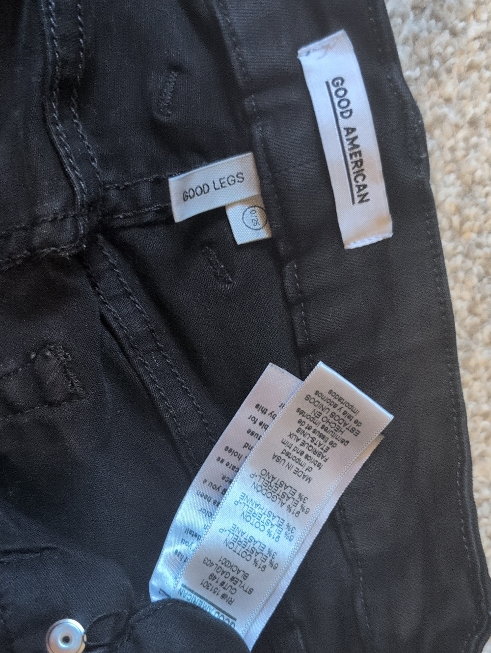 Good American Good Legs Skinny Jeans in Black